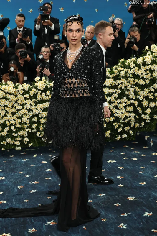 Dua Lipa photo 13 of 7804