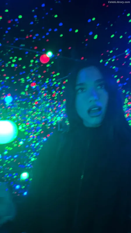 Dua Lipa photo 18 of 7804