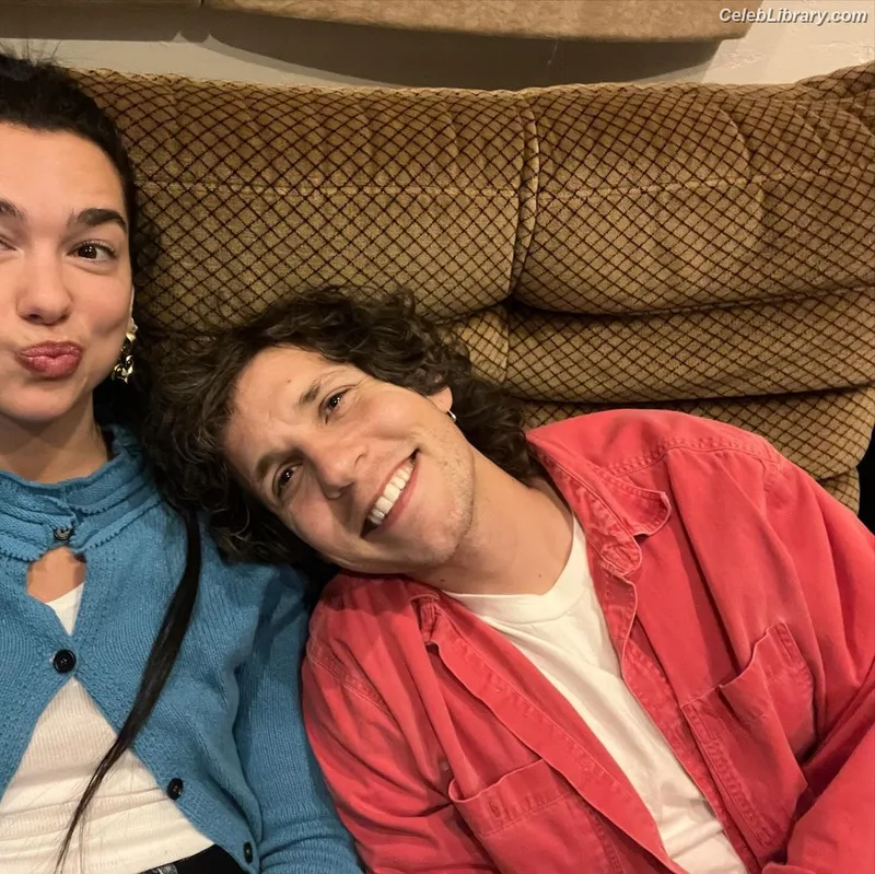 Dua Lipa photo 5 of 7804
