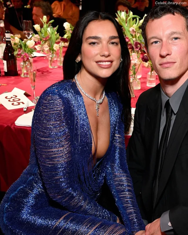 Dua Lipa photo 22 of 7804