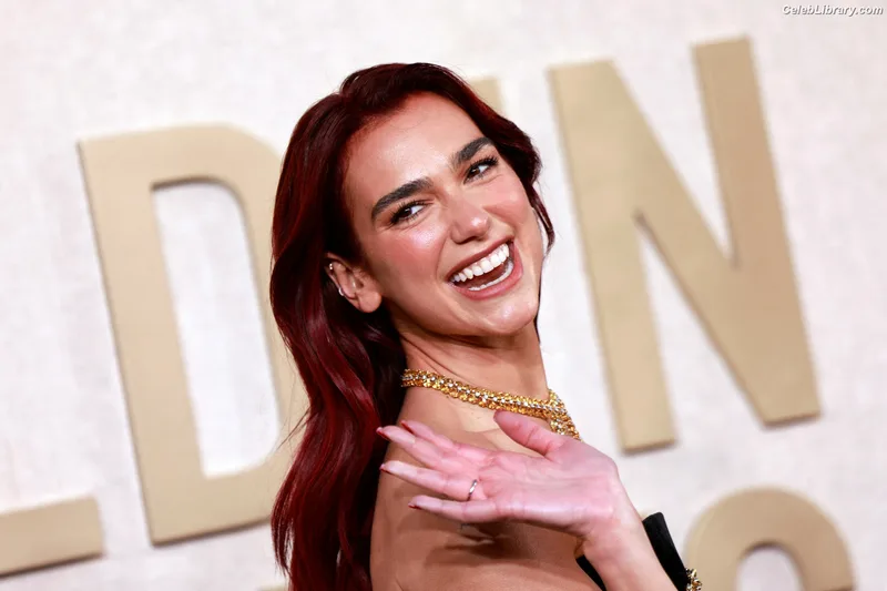 Dua Lipa photo 12 of 7804