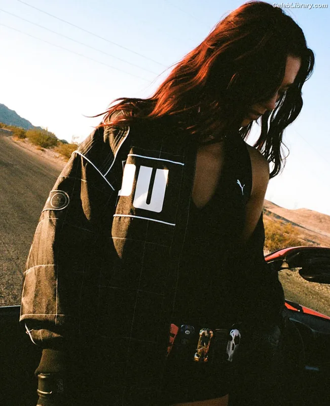 Dua Lipa photo 15 of 7804