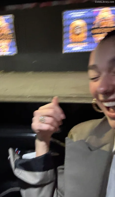 Dua Lipa photo 5 of 7804