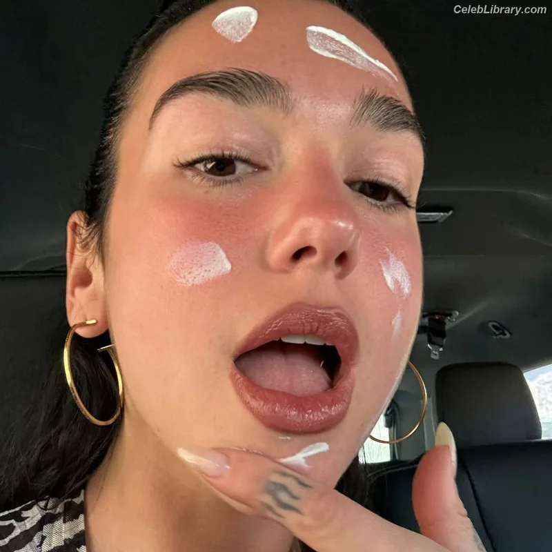 Dua Lipa photo 6 of 7804