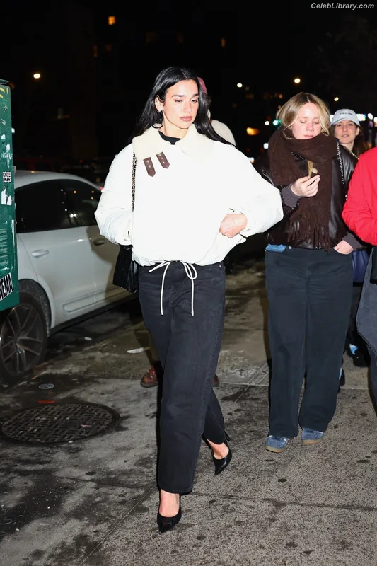 Dua Lipa photo 24 of 7804