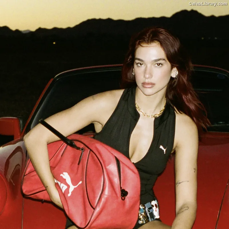 Dua Lipa photo 11 of 7804