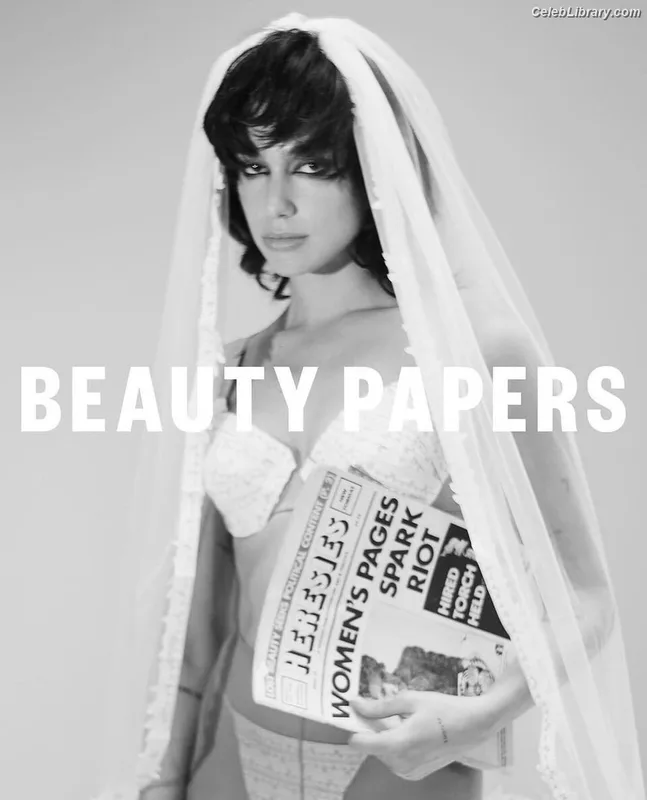 Dua Lipa photo 17 of 7804