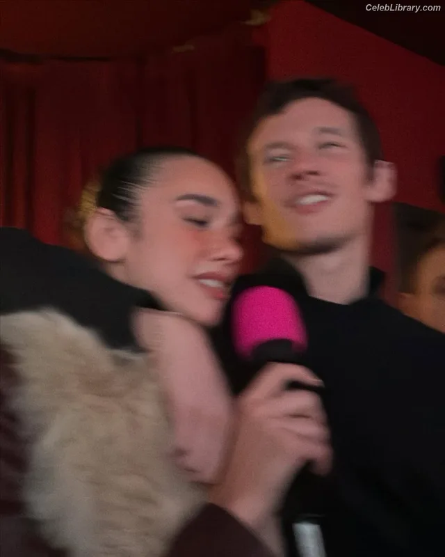 Dua Lipa photo 18 of 7804