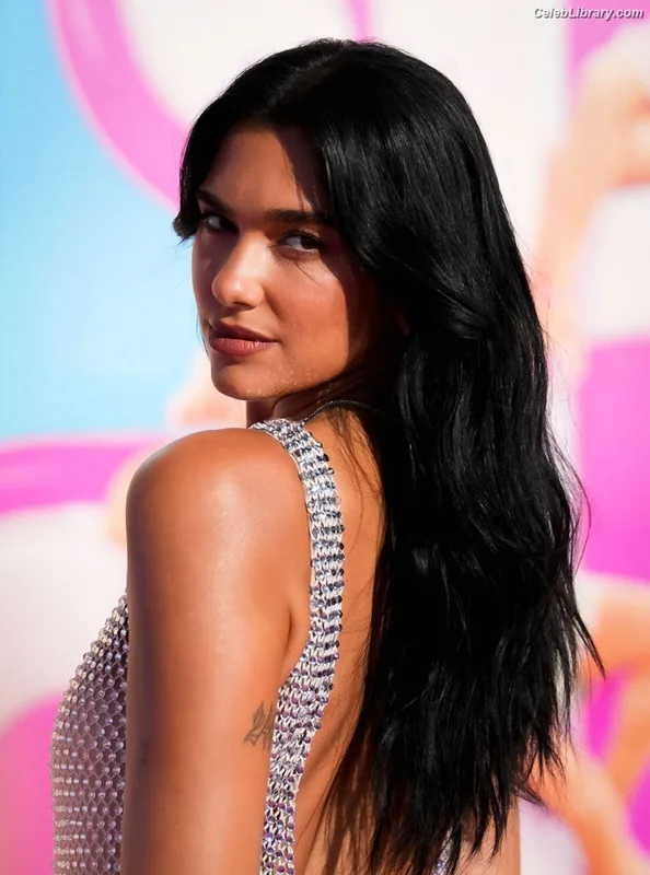Dua Lipa photo 22 of 7804