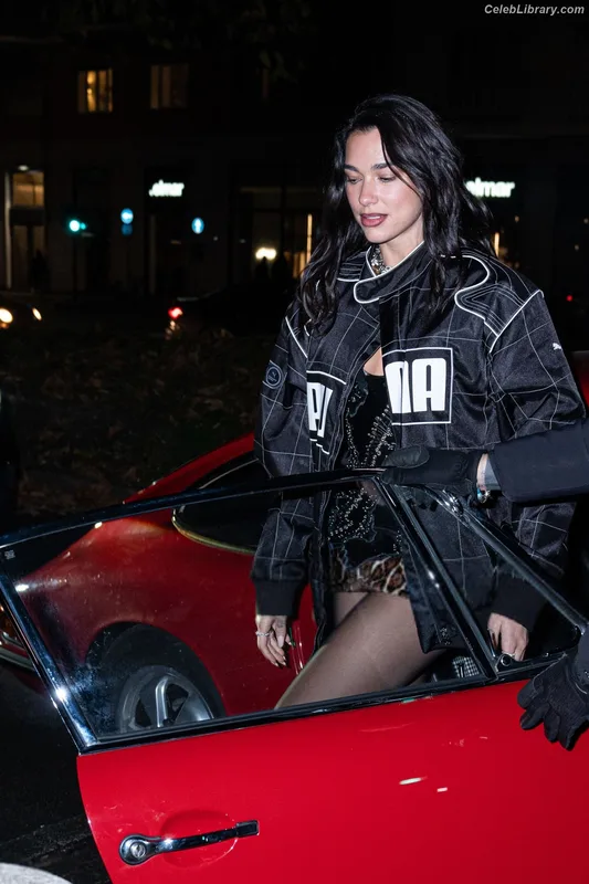Dua Lipa photo 13 of 7804