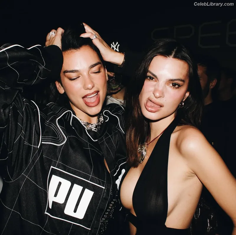 Dua Lipa photo 14 of 7804