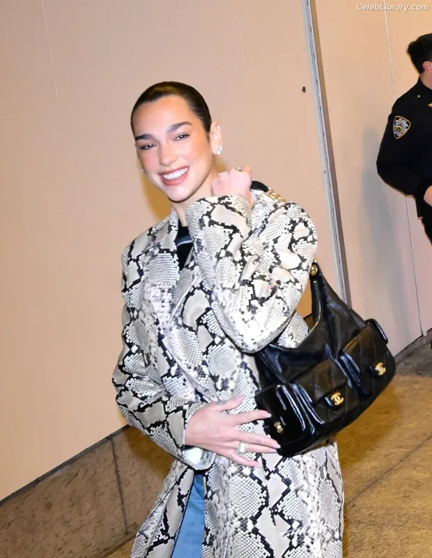 Dua Lipa photo 22 of 7804