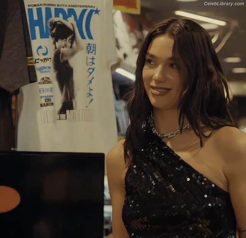 Dua Lipa photo 6 of 7804