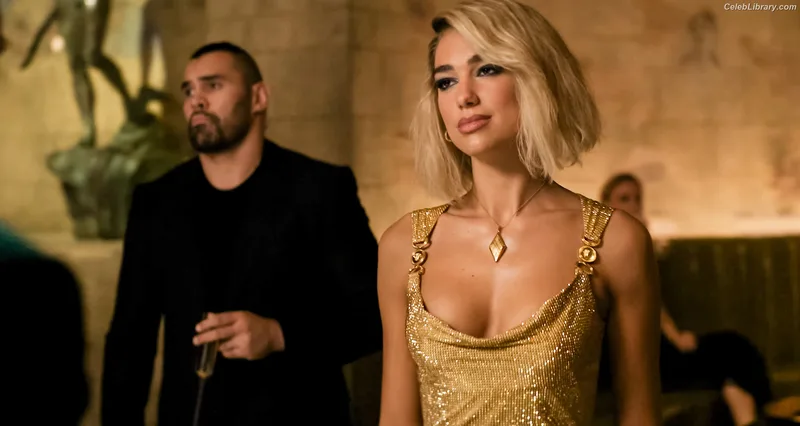 Dua Lipa photo 16 of 7804