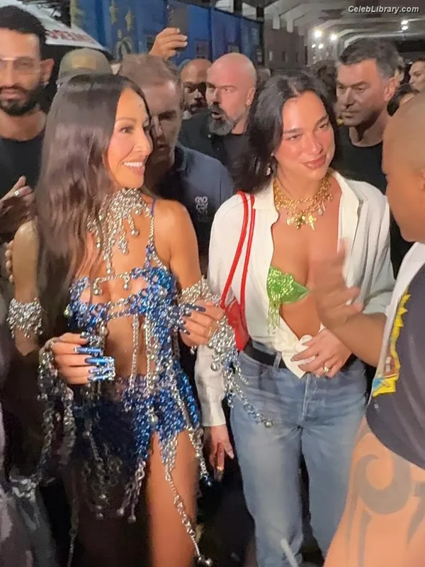 Dua Lipa photo 14 of 7804