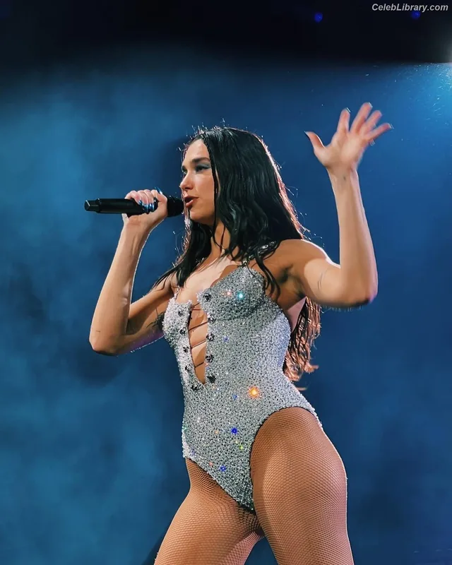 Dua Lipa photo 5 of 7804