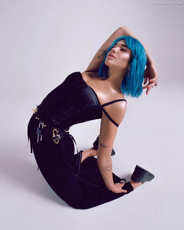 Dua Lipa photo 13 of 7804