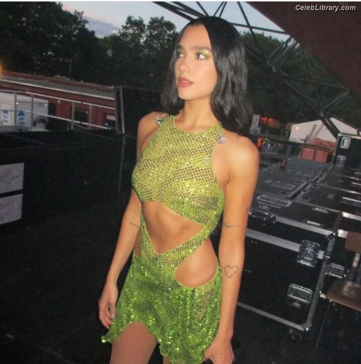 Dua Lipa photo 22 of 7804