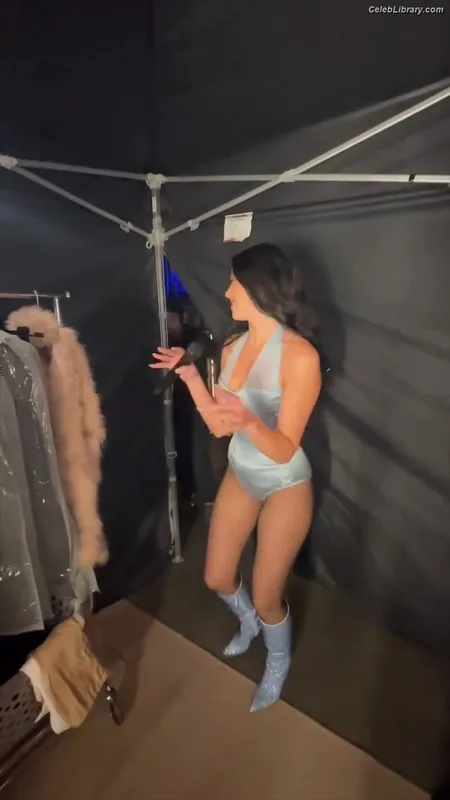Dua Lipa photo 7 of 7804