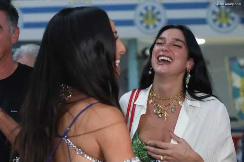 Dua Lipa photo 19 of 7804