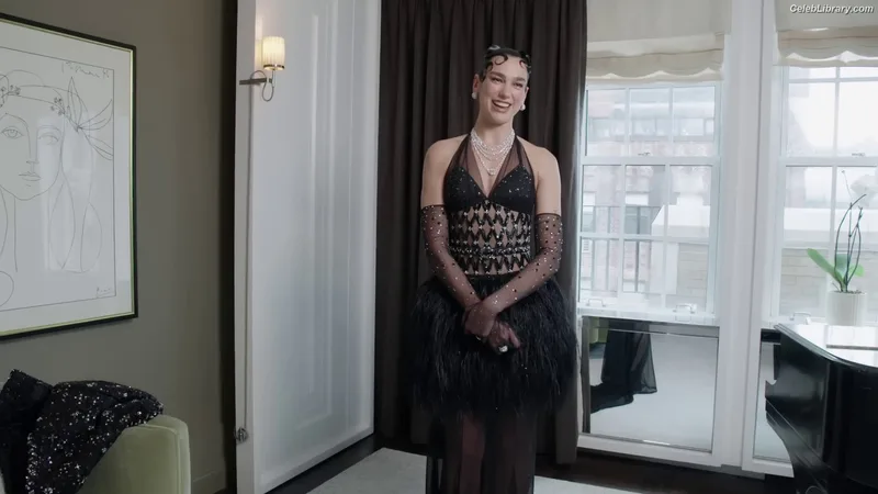 Dua Lipa photo 12 of 7804