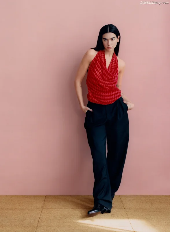 Dua Lipa photo 8 of 7804