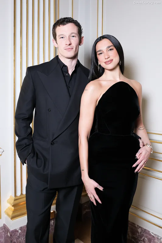 Dua Lipa photo 22 of 7804