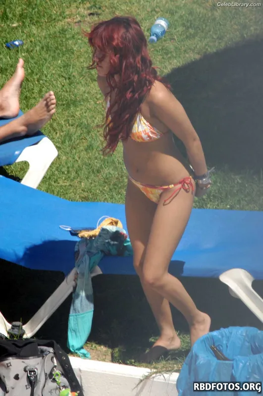 Dulce Maria photo 4 of 28