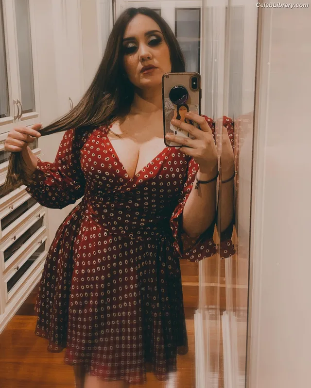 Dulce Maria photo 9 of 28