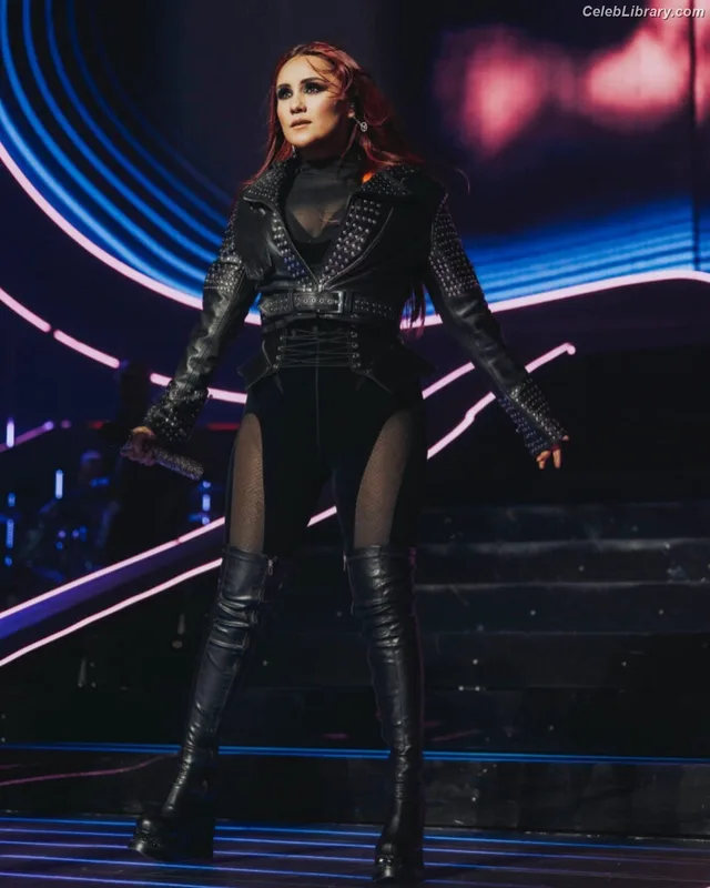Dulce Maria photo 24 of 28