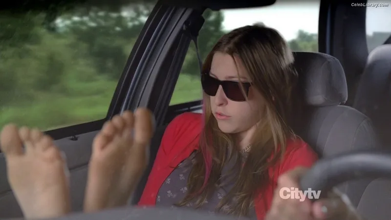 Eden Sher photo 16 of 43