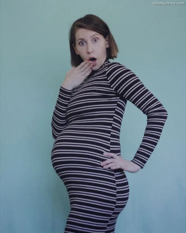 Eden Sher photo 11 of 43