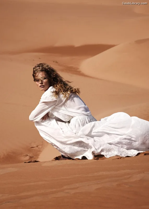 Edita Vilkeviciute photo 14 of 65