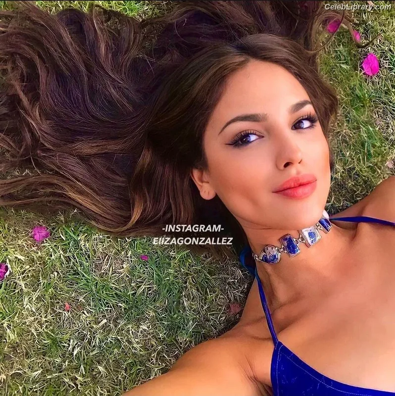 Eiza Gonzalez photo 6 of 1935
