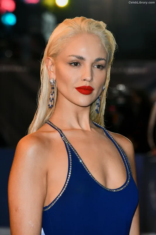 Eiza Gonzalez photo 22 of 1935