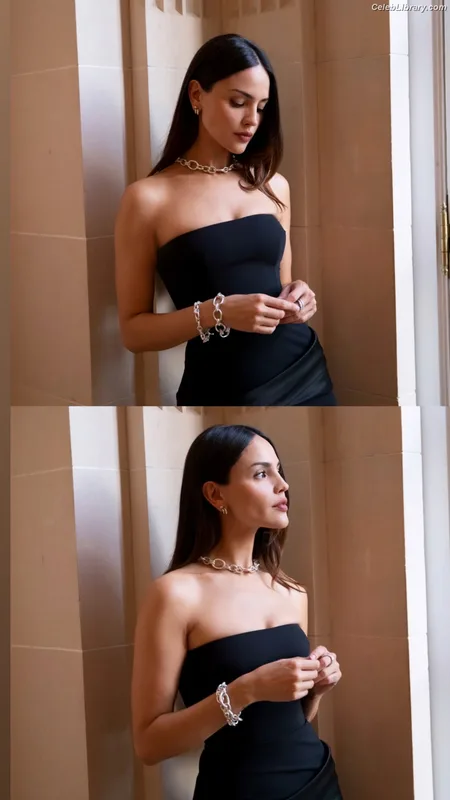 Eiza Gonzalez photo 10 of 1935