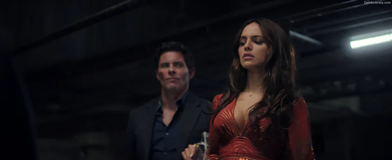 Eiza Gonzalez photo 20 of 1935