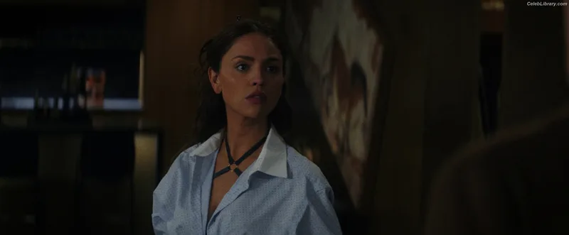 Eiza Gonzalez photo 11 of 1935