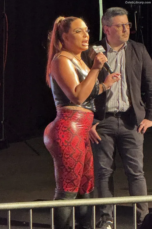 Elektra Lopez photo 3 of 453