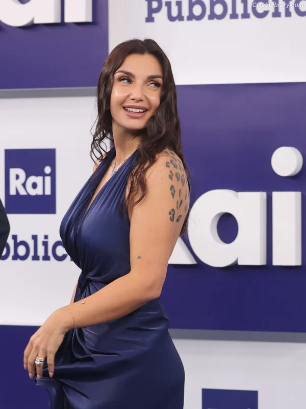 Elettra Lamborghini photo 4 of 75