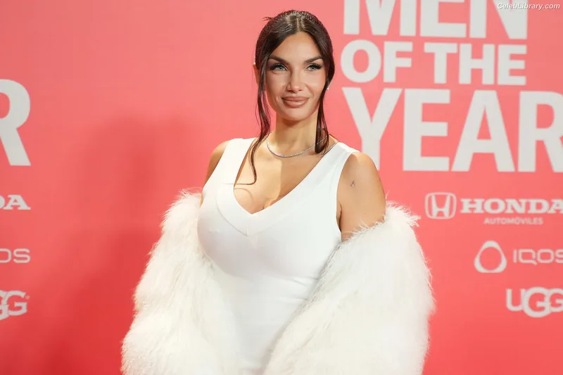 Elettra Lamborghini photo 11 of 75