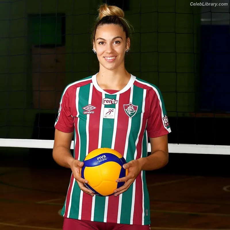 Elina Rodríguez photo 24 of 84
