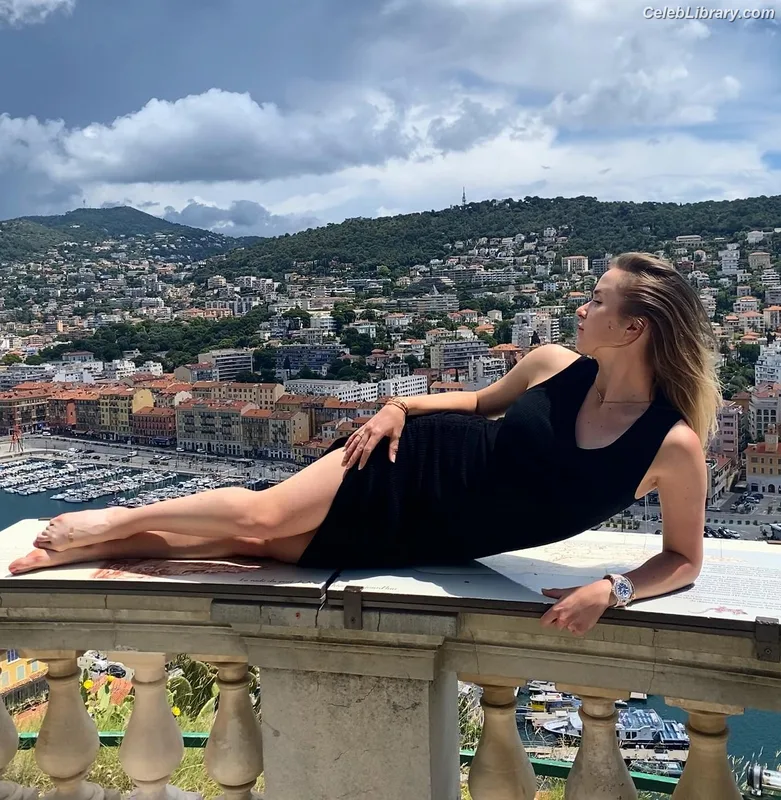 Elina Svitolina photo 12 of 73