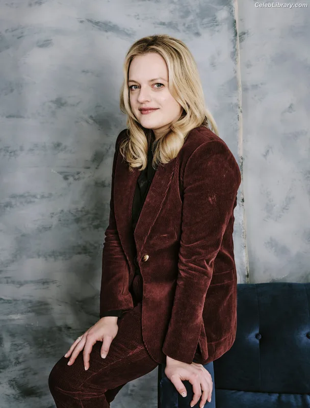 Elisabeth Moss photo 19 of 187