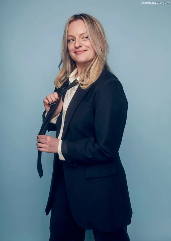 Elisabeth Moss photo 6 of 187