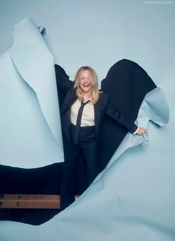 Elisabeth Moss photo 8 of 187