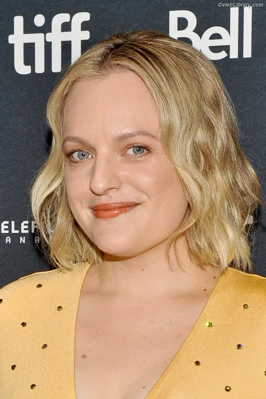 Elisabeth Moss photo 20 of 187