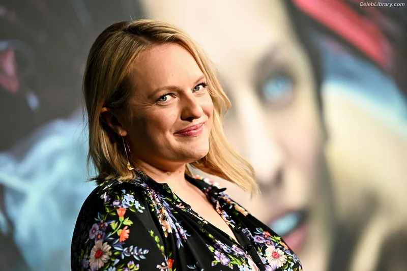 Elisabeth Moss photo 3 of 187
