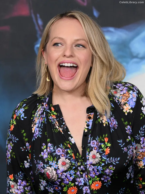 Elisabeth Moss photo 20 of 187