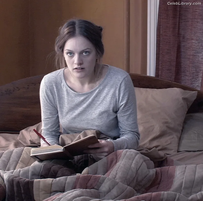 Elisabeth Moss photo 2 of 187